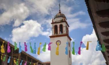 Descubre el encanto de Paracho Michoacán: La Ciudad de las Guitarras.