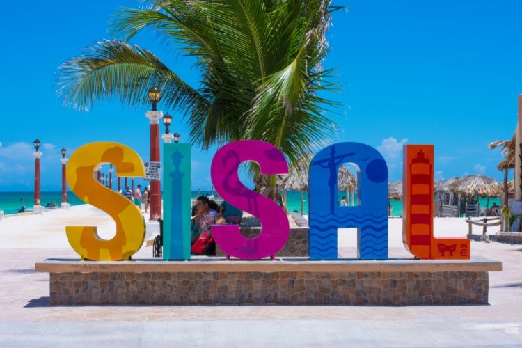 Descubre el Encanto Mágico de Sisal, Yucatán