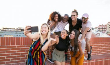 Los Millennials: ¡Descubriendo el Mundo y Uno Mismo!