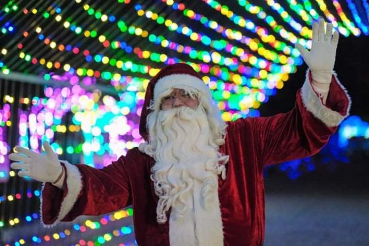 ¡Ven a Cancún para un show navideño único: Recorrelo desde tu Auto!