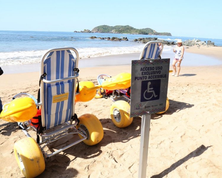 Ixtapa: Un Refugio Acogedor para Turistas con Discapacidad - Playa Quieta