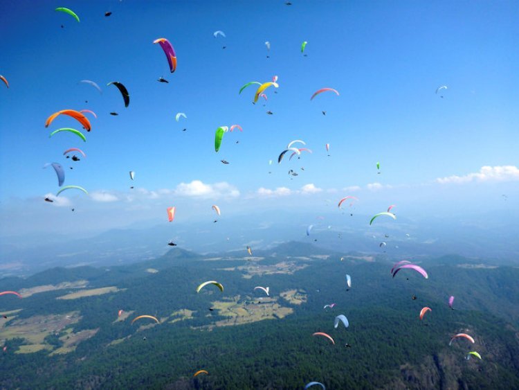 ¡Lanzándose al Cielo: ¡Prepárate para el Monarca Paragliding Open 2022 en Michoacán!
