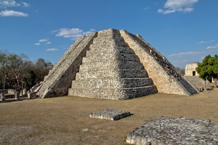 Descubre las Maravillas Arqueológicas Ocultas de Yucatán.