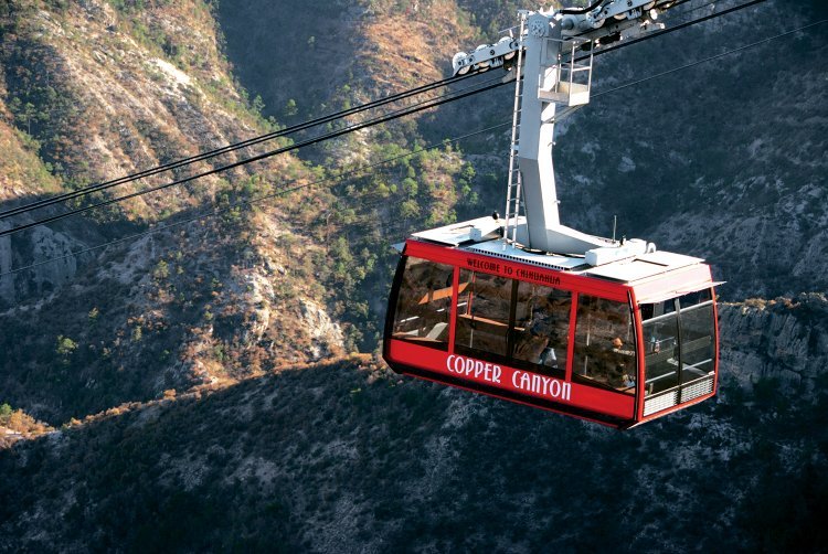 4 Teleféricos para Disfrutar de Paisajes Únicos desde las Alturas