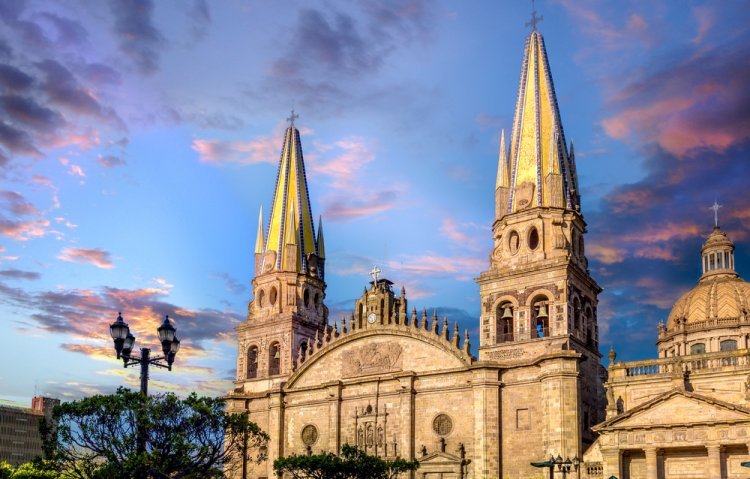 Explora los Orígenes de la Historia LGBT+ en Guadalajara