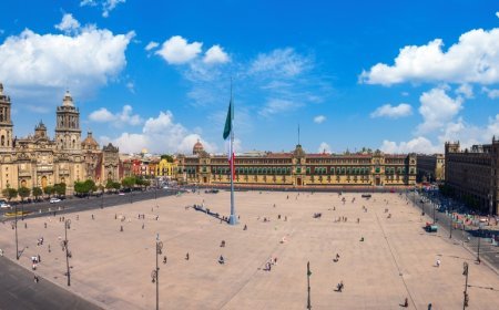 Curiosidades del Zócalo de CDMX que te harán querer visitarlo