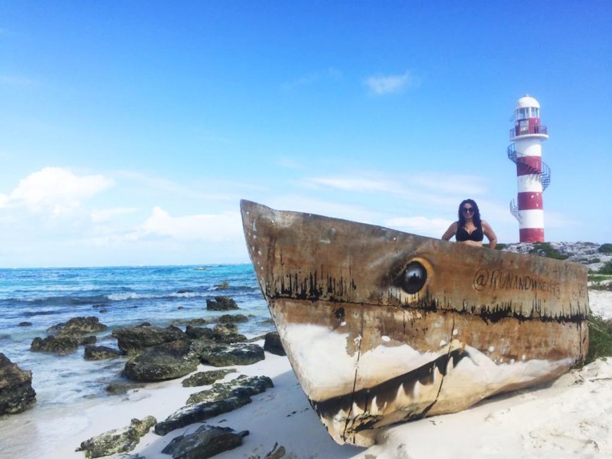 Conoce el Icónico Faro de Cancún