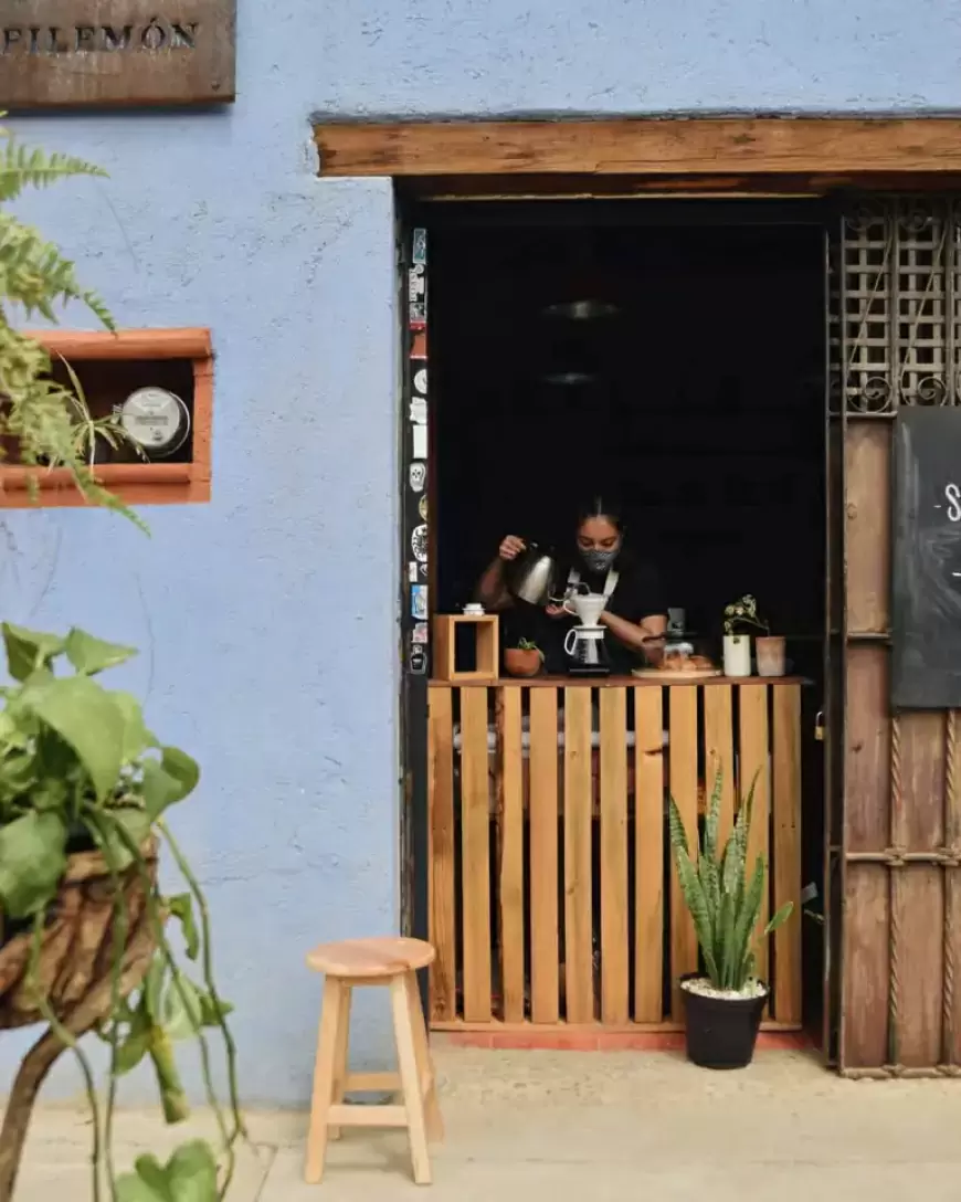 Barrio Café