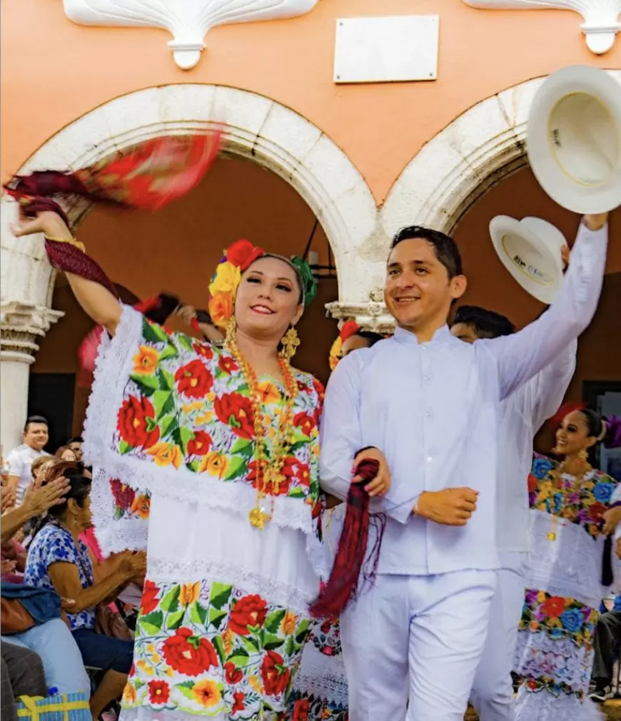 El Tradicional Terno Yucateco: Un Símbolo de Historia y Cultura
