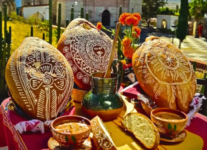 Pan tradicional de Día de Muertos, delicia, sabor y mucho color