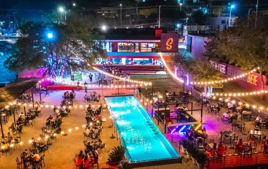Santitos, Monterrey
