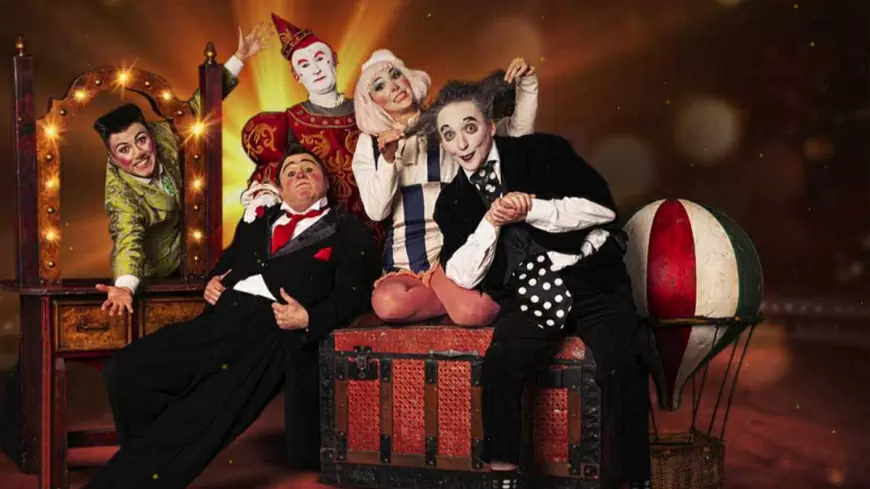 Performance de Clown en la Academia de San Carlos