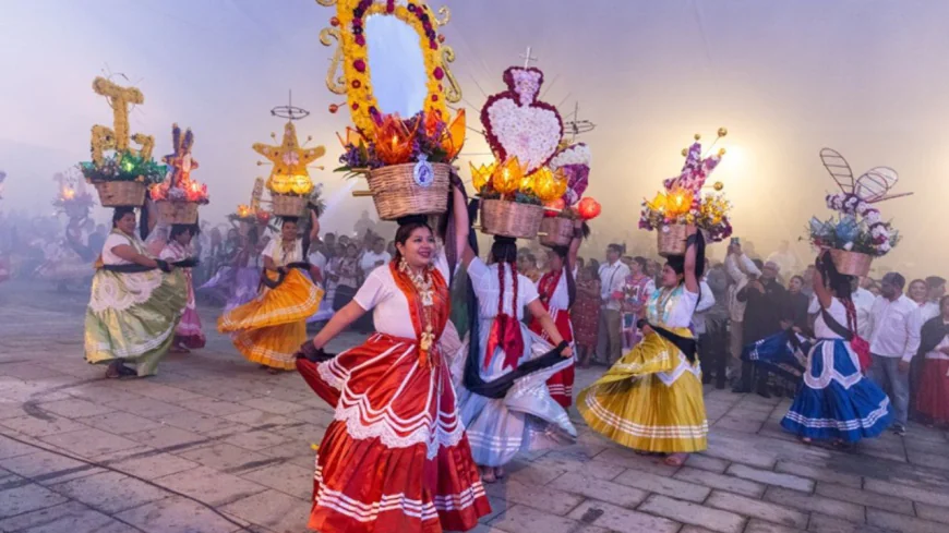 Admira la Guelaguetza en otras poblaciones como la costa o las poblaciones cercanas.