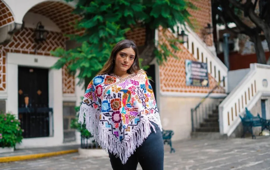 Poncho Quexquemetl, historia milenaria.