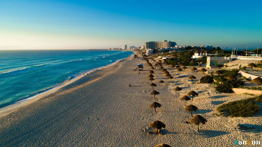 Playa Delfines, Cancún