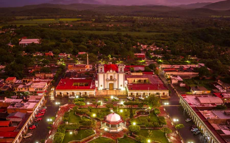 Vive  la experiencia de Coquimatlán y refréscate en Los Amiales, un destino que te ofrece aventura, sabor y serenidad.
